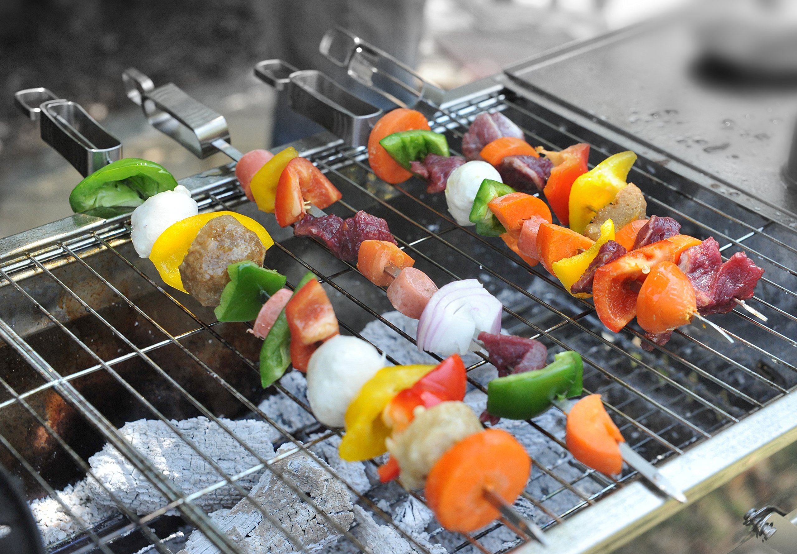 Jokari Pro Grade 6 in 1 Lighted Grill Set. All In One Industrial Strength Tool Includes Easy Grip Handle, Spatula, Adjustable Tongs, Knife Blade, Scraper, LED Flashlight, BBQ Skewers and Bottle Opener - Image 9